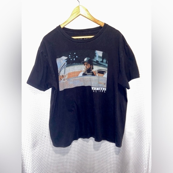 2/30$ Men’s ICE CUBE black T-shirt with front print of the rapper ICE CUBE Sz XL - Picture 1 of 6